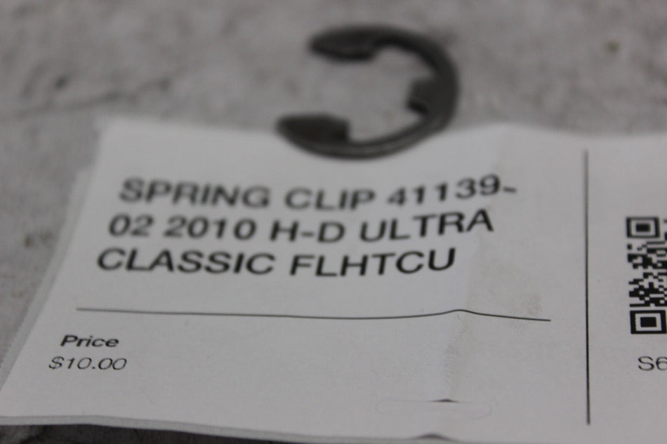 SPRING CLIP 41139-02 2010 H-D ULTRA CLASSIC FLHTCU