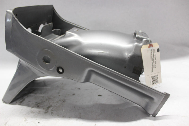 REAR FENDER A SILVER 80100-MA1-000ZC  1982 HONDA GL500I SILVERWING
