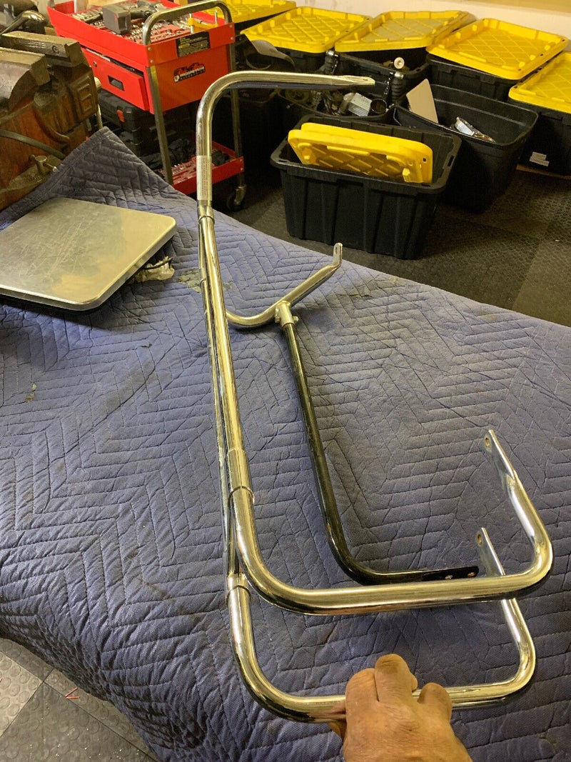 OEM Harley Saddlebag Rail & Guard 2007 Electraglide LEFT