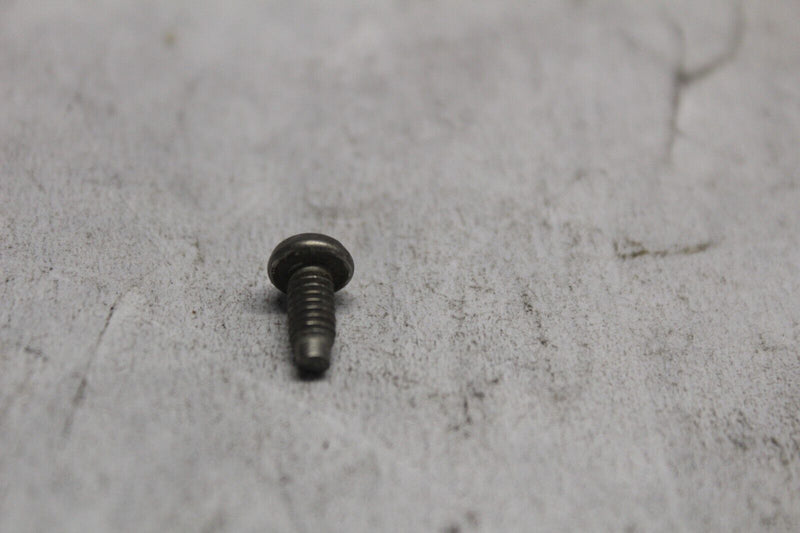 HEADLAMP DOOR SCREW 10200156  2019 HD ULTRA LIMITED LOW