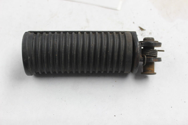 FRONT RIGHT STEP ASSY 34028-1408 1996 KAWASAKI VN800 CLASSIC