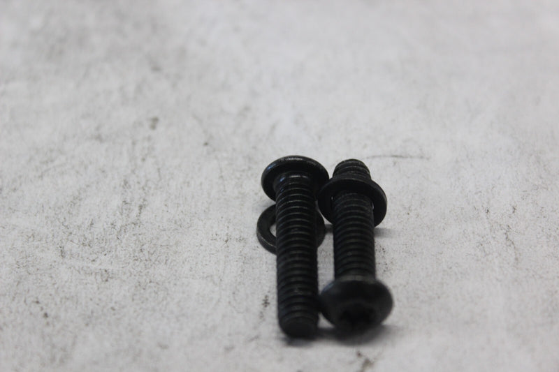 4132 FRONT MC HALF-CLAMP SCREW (2) 2000 H-D ELECTRAGLIDE FLHT