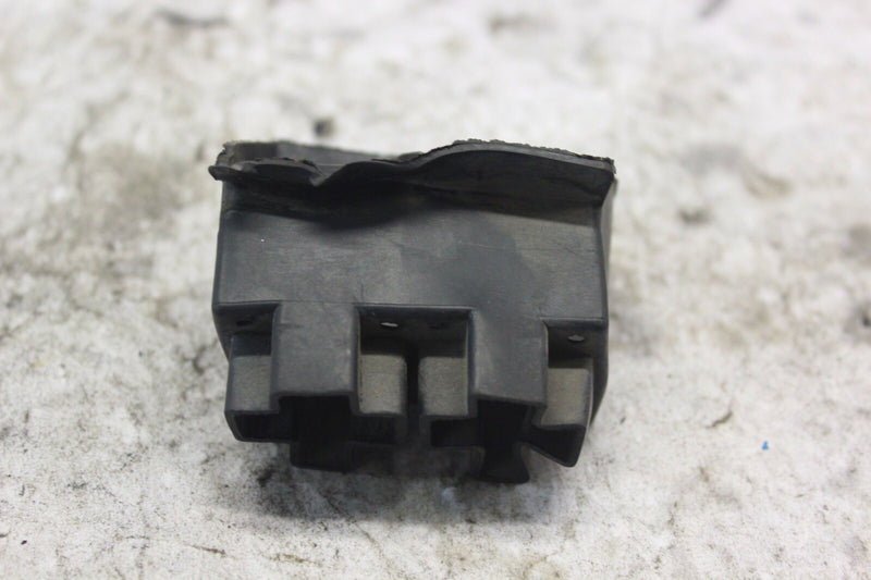 RELAY HOLDER 72325-97 2008 H-D ELECTRAGLIDE FLHT