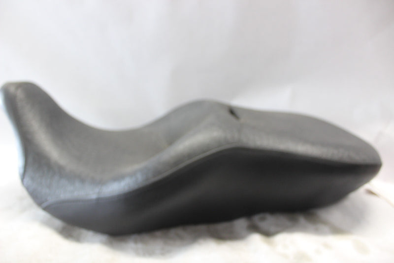52164-10 OSTRICH? 2 UP SEAT HARLEY DAVIDSON
