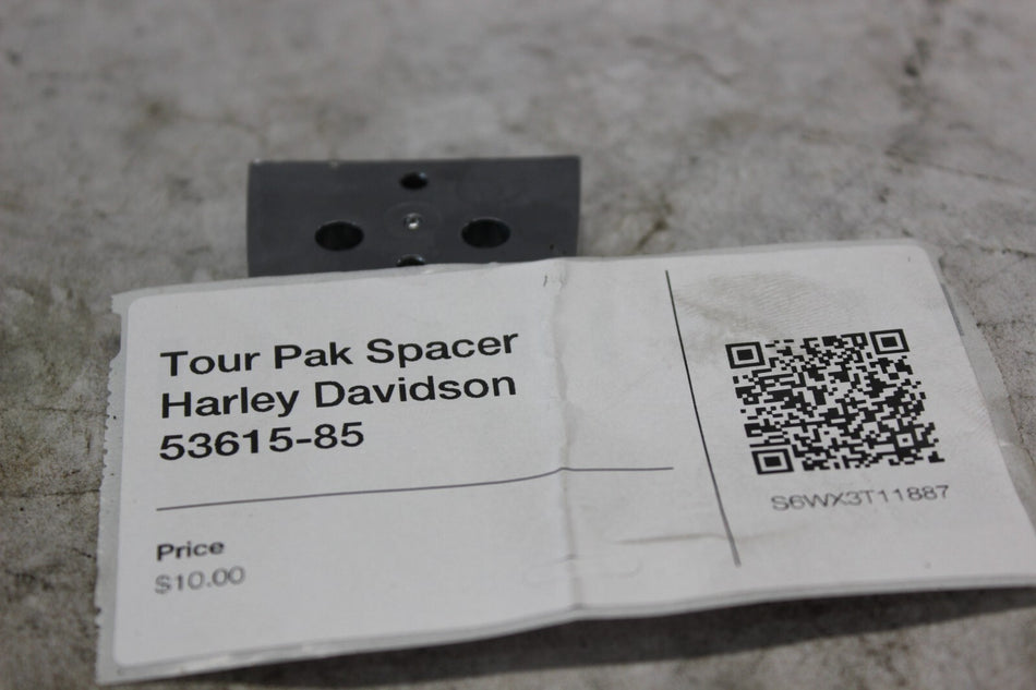Tour Pak Spacer Harley Davidson 53615-85
