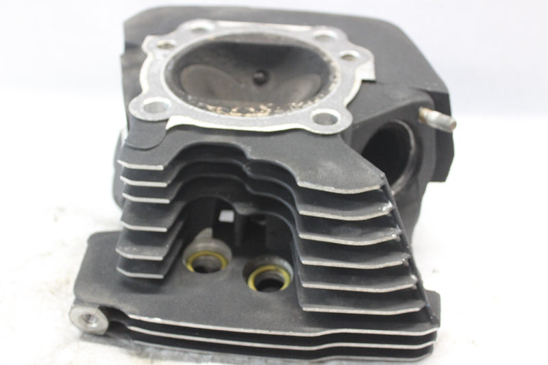 REAR CYLINDER HEAD  BROKEN FINS 16724-99 16725-99 2001 H-D  SOFTAIL DUECE FXSTD
