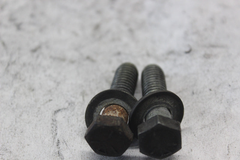 ENGINE STRAP WELDMENT MOUNTING BOLT 2PCS 4721 2010 H-D ULTRA CLASSIC FLHTCU