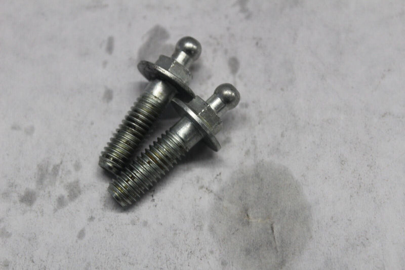 Air Cleaner Breather Bolts (2) 29465-99 2005 HD SOFTAIL DELUXE FLSTNI