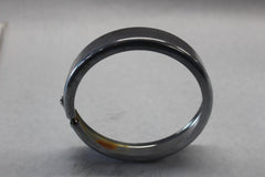 4.5" PASSING LAMP BEZEL RING 68725-62 2005 ROAD KING CUSTOM FLHRSI