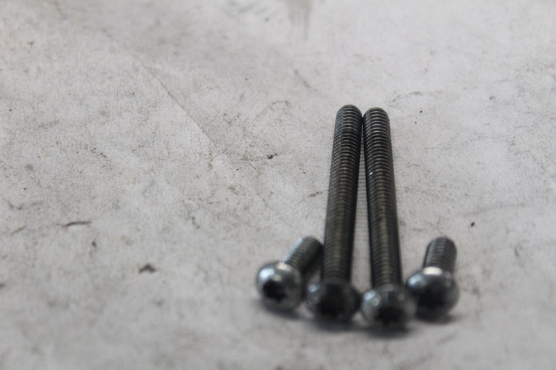 INSPECTION COVER BOLT 4PCS 941, 945 2001 H-D SOFTAIL DUECE FXSTD