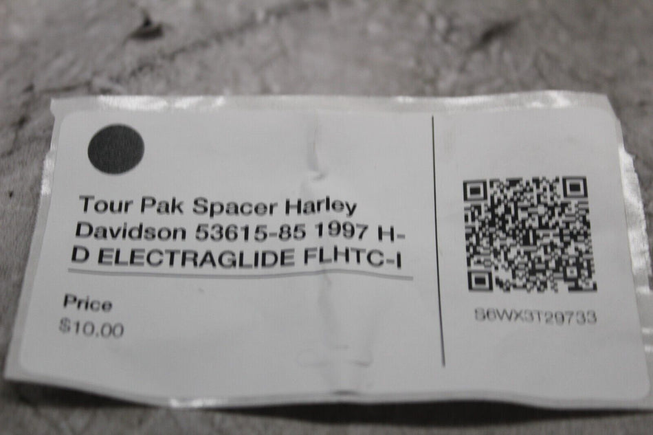 Tour Pak Spacer Harley Davidson 53615-85 1997 H-D ELECTRAGLIDE FLHTC-I