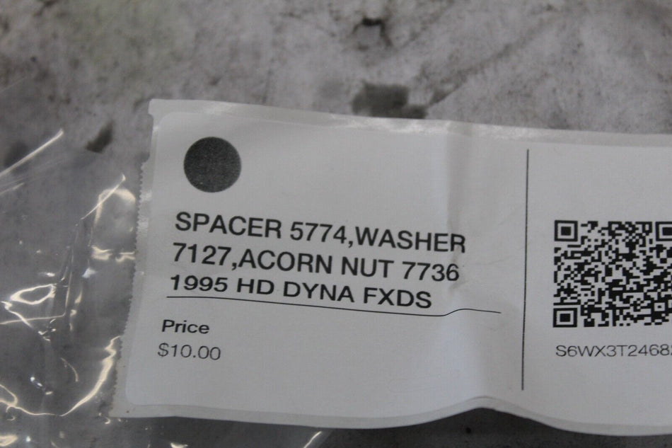 SPACER 5774,WASHER 7127,ACORN NUT 7736 1995 HD DYNA FXDS