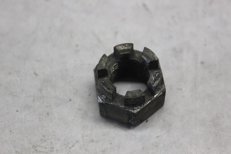 REAR AXLE CASTLE NUT 18MM 42045-018 1986 KAWASAKI CONCOURS ZG1000