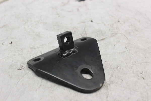 Front Engine Mount Bracket 47159-79 2000 H-D ELECTRAGLIDE FLHT