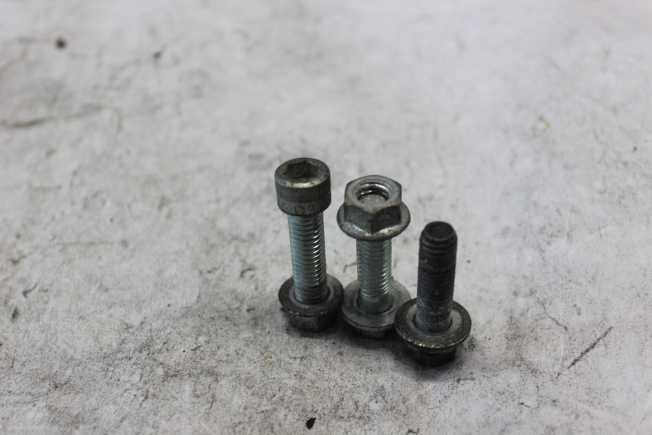 STABILIZER BAR BOLT 3PCS 4721 4350A 2000 H-D ELECTRAGLIDE FLHT