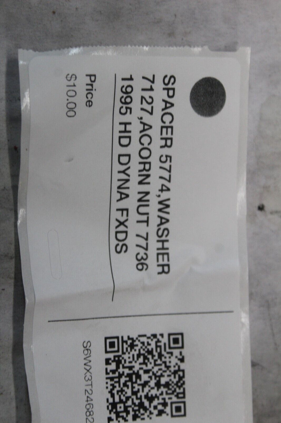 SPACER 5774,WASHER 7127,ACORN NUT 7736 1995 HD DYNA FXDS