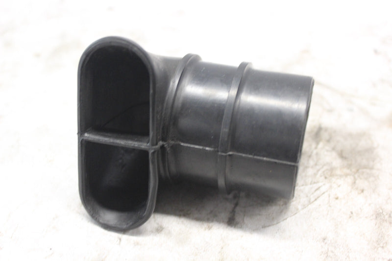 AIR CLEANER DUCT TUBE 17213-415-000  1982 HONDA GL500I SILVERWING
