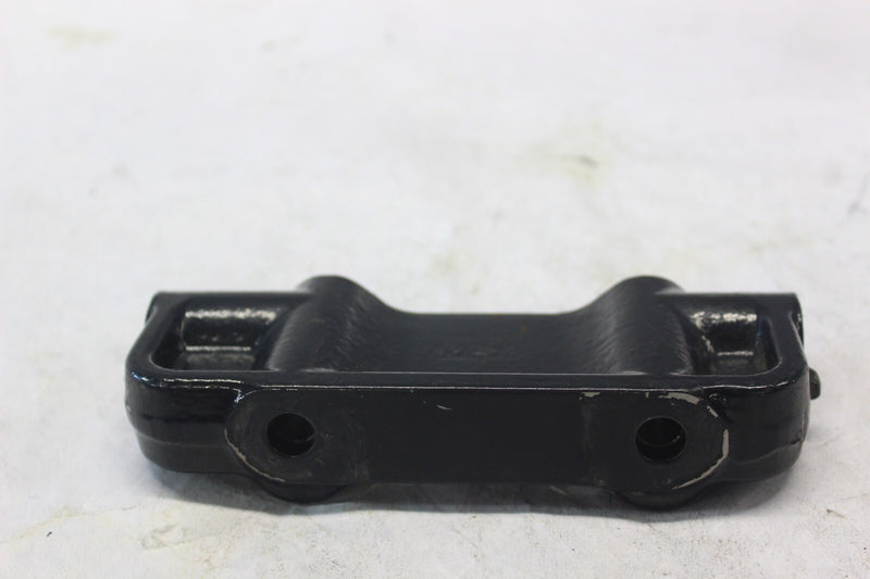 Front Engine Mount Bracket 47159-09 2010 H-D ULTRA CLASSIC FLHTCU