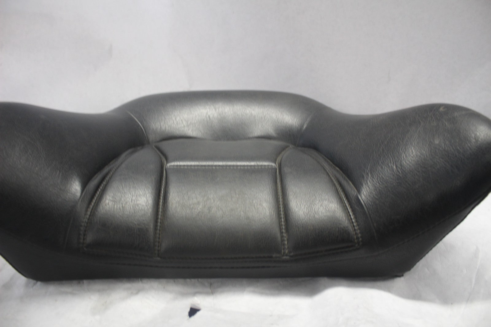 BACK SEAT BLACK CLEAN NO TEARS 77500-MCA-000ZA 2001 HONDA