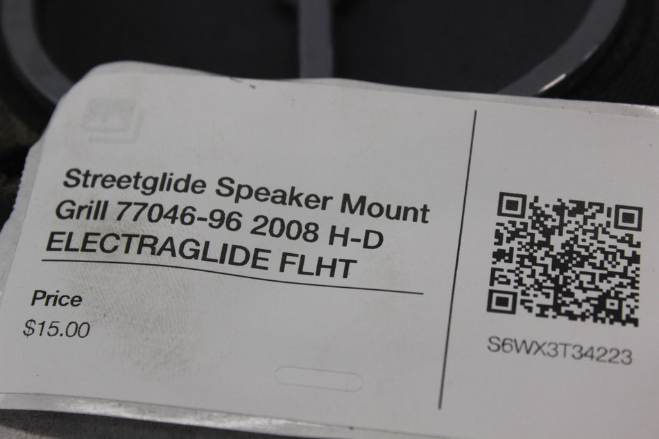 Streetglide Speaker Mount Grill 77046-96 2008 H-D ELECTRAGLIDE FLHT