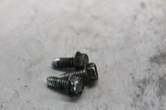 DEBRIS DEFLECTOR SCREW 3PCS 3892 2005 ROAD KING CUSTOM FLHRSI