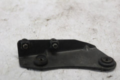 RIGHT IGNITION COIL BRACKET 11047-1929  2002 KAWASAKI ZX-6