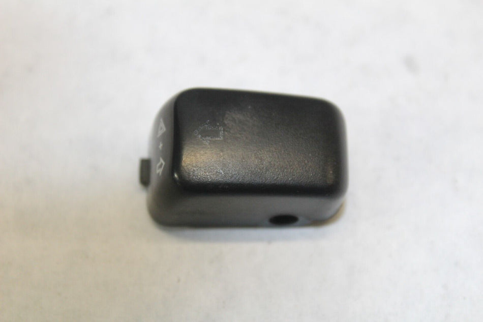 TURN SIGNAL BUTTON LEFT HAND CONTROL HARLEY DAVIDSON 7182