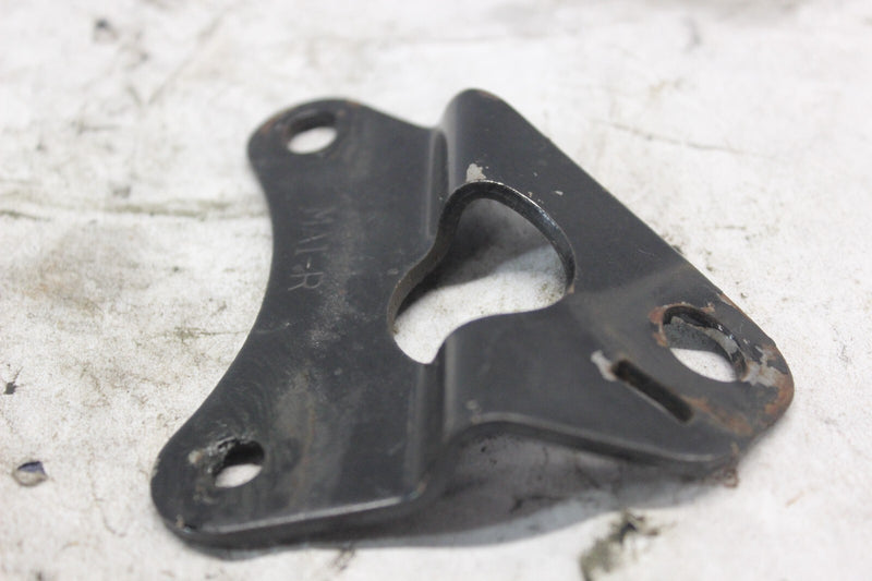 RIGHT MUFFLER BRACKET 18318-MA1-003 1982 HONDA GL500I SILVERWING