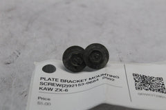 PLATE BRACKET MOUNTING SCREW(2)92153-0684  2002 KAW ZX-6