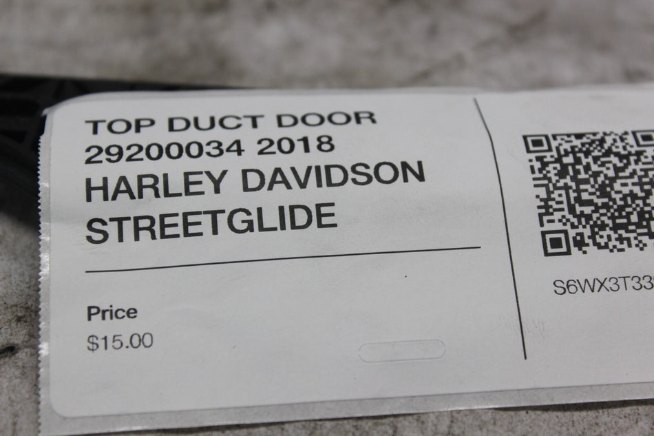 TOP DUCT DOOR 29200034 2018 HARLEY DAVIDSON STREETGLIDE