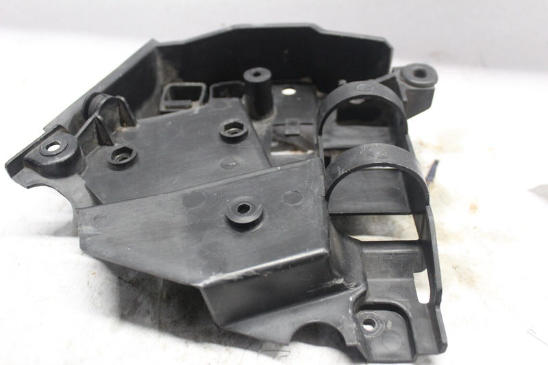 SIDE COVER BRIDGE PLATE 22U-21243-00-00  1983 YAMAHA XV500K