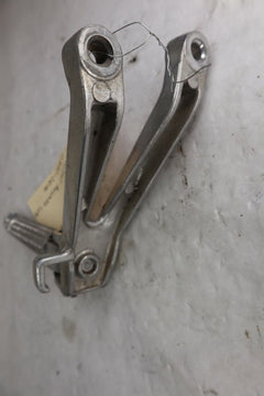 OEM Yamaha LEFT Front Footrest Bracket Peg 1999 R1 Royal Blue 4xv-27420-01-00