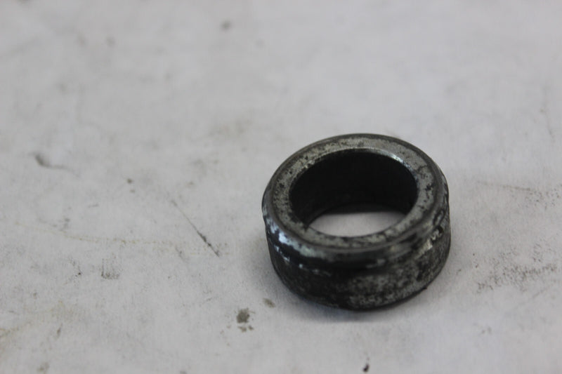 REAR AXLE SPACER (SMALL) 40981-00 2000 H-D ELECTRAGLIDE FLHT