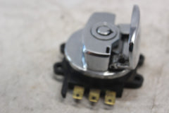 IGNITION SWITCH NO KEY 71313-96 2001 H-D SOFTAIL DUECE FXSTD