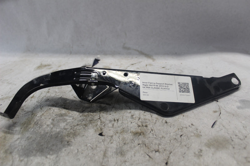 Inner Fairing Support Bracket Right 58479-96 2010 H-D ULTRA CLASSIC FLHTCU