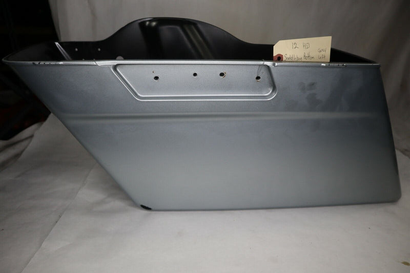 OEM Harley Davidson LEFT Saddlebag 2013 Streetglide 90753-93