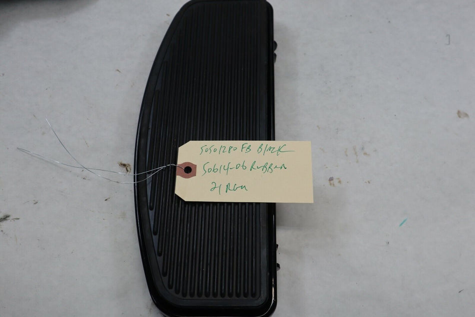 OEM Harley Davidson Operator Footboard Floorboard Black 2021 Roadglide 50501280