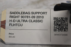 SADDLEBAG SUPPORT RIGHT 90781-09 2010 H-D ULTRA CLASSIC FLHTCU