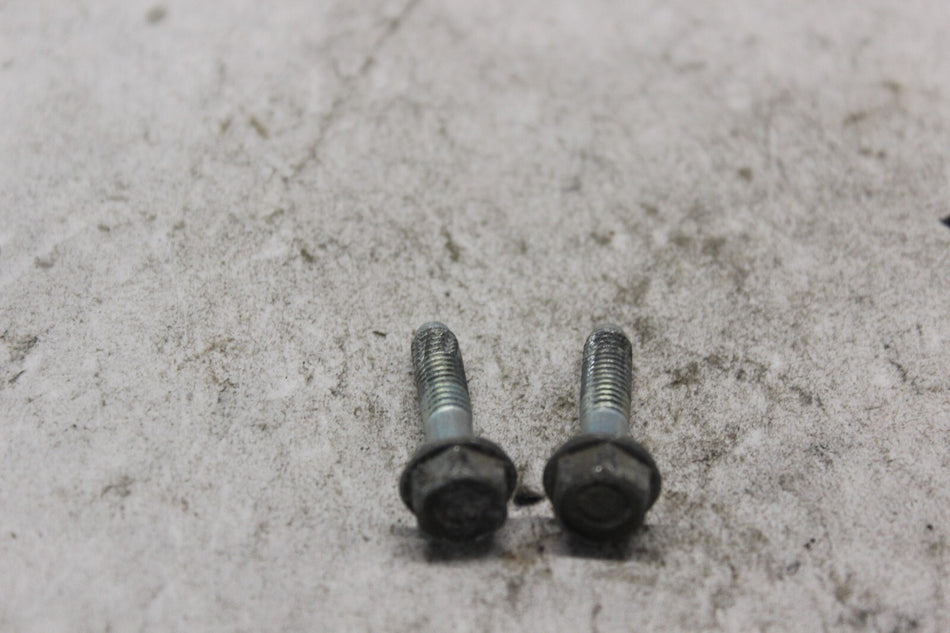 THERMOSTAT COVER BOLT 2PCS 90121-MV9-670 1998 HONDA CBR900RR
