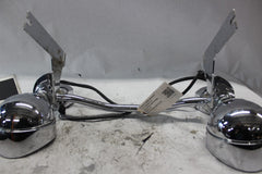 Passing Lamps Bracket Turn Signals 4.5" Daymakers 68712-94A 2008 H-D ELECTRAGLID