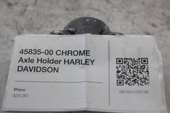 45835-00 CHROME Axle Holder HARLEY DAVIDSON