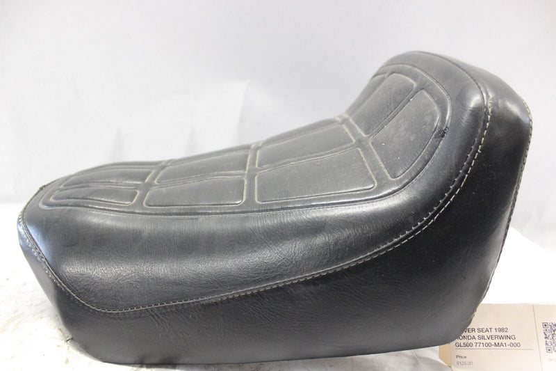 DRIVER SEAT 1982 HONDA SILVERWING GL500 77100-MA1-000