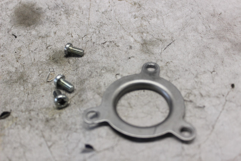 OIL FILTER HOLDER W/SCREWS 13091-1274 1986 KAWASAKI CONCOURS ZG1000