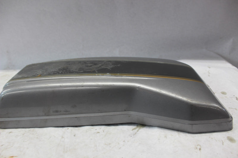 SADDLEBAG, LEFT LID (STERLING SILVER METALLIC) 81450-MB9-870ZA 1982 HONDA GL1100