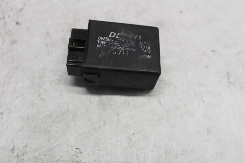 TURN SIGNAL RELAY 27002-1110 1999 KAW VULCAN 1500 27002-1053