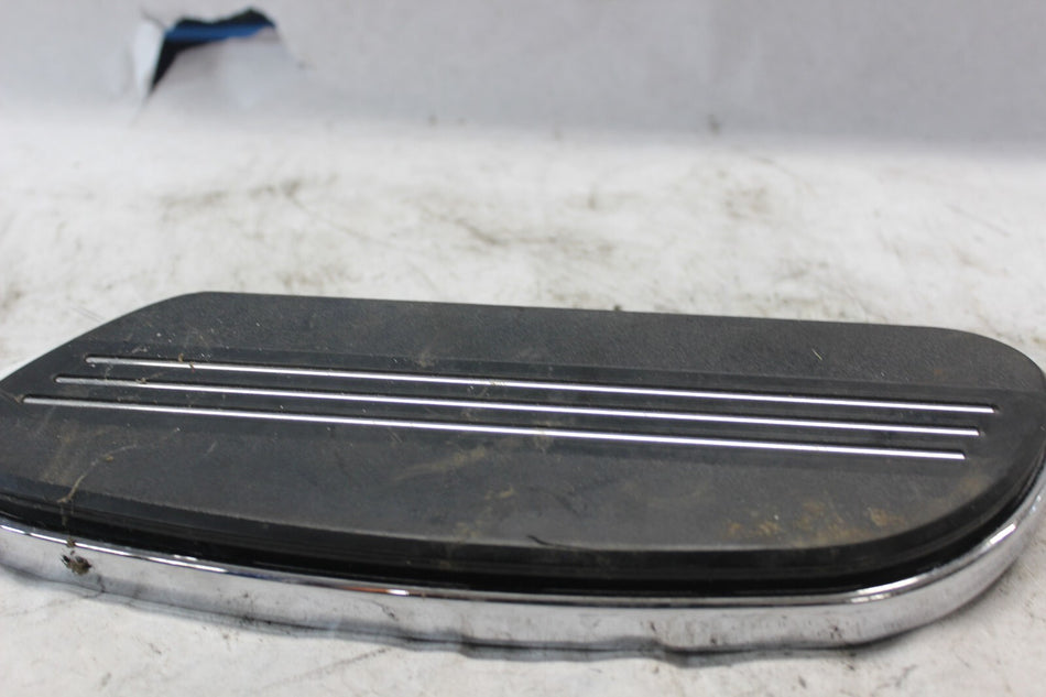 50684-11 Floorboard Footboard Streamliner RIGHT HARLEY DAVIDSON 50683-04