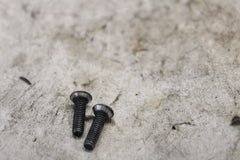 FRONT MC CAP SCREW 2PCS 2579A 1998 HARLEY DAVIDSON XL883