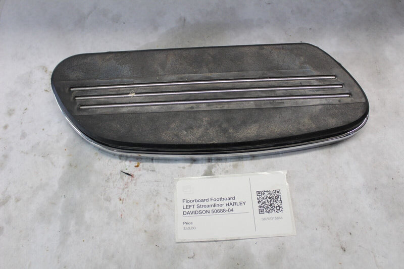 Floorboard Footboard LEFT Streamliner HARLEY DAVIDSON 50688-04