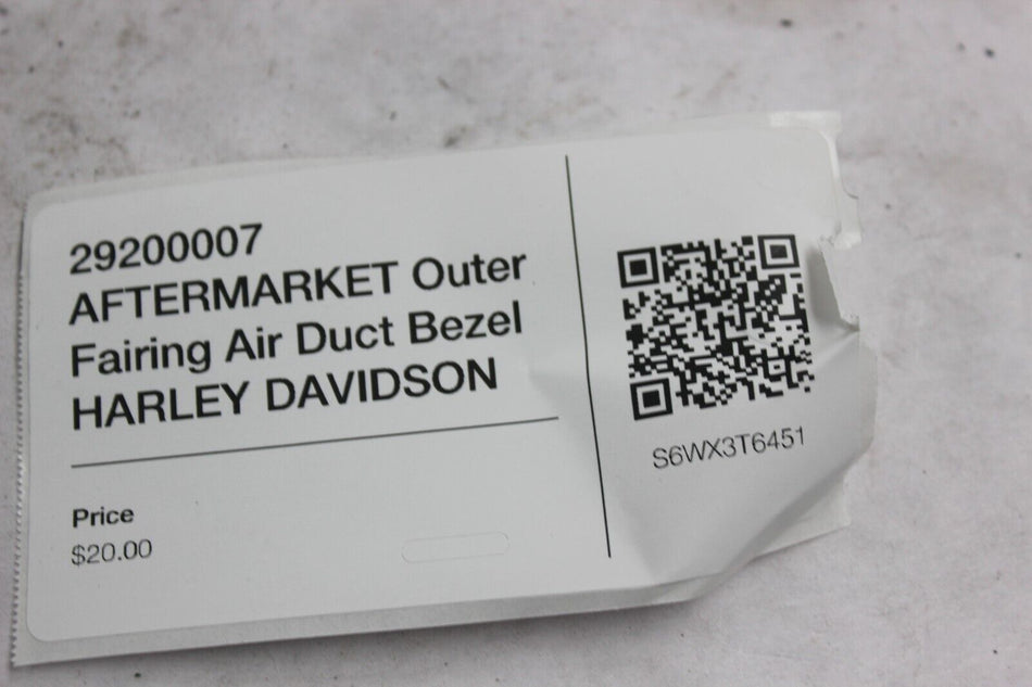 29200007 AFTERMARKET Outer Fairing Air Duct Bezel HARLEY DAVIDSON