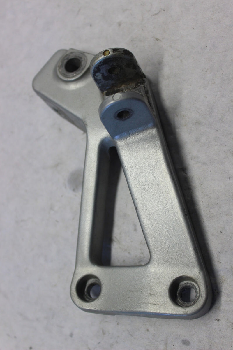 REAR LEFT STEP & MUFFLER STAY 35011-1293 1986 KAWASAKI ZG1000